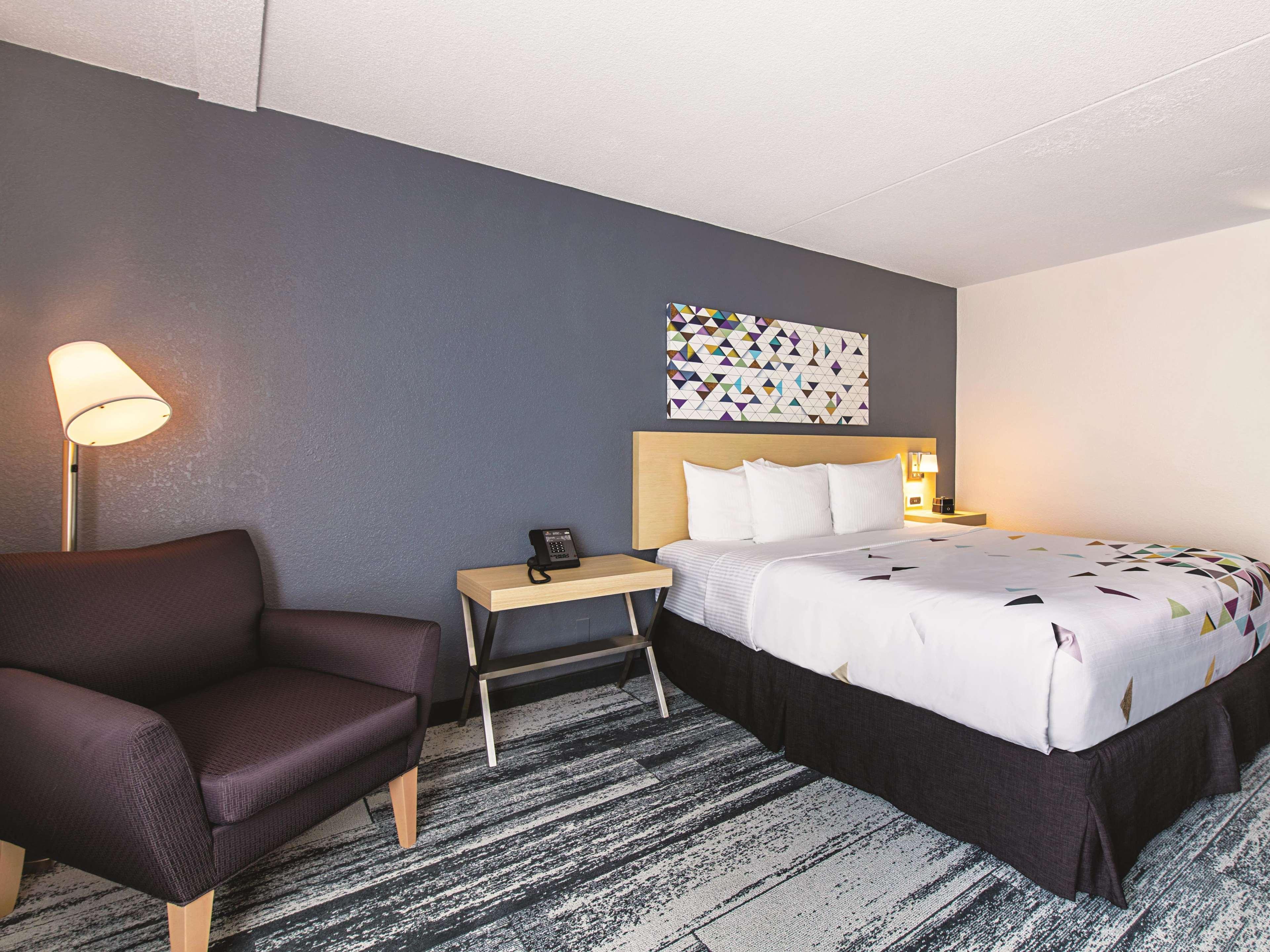 Baymont By Wyndham White Plains - Elmsford Ξενοδοχείο Εξωτερικό φωτογραφία