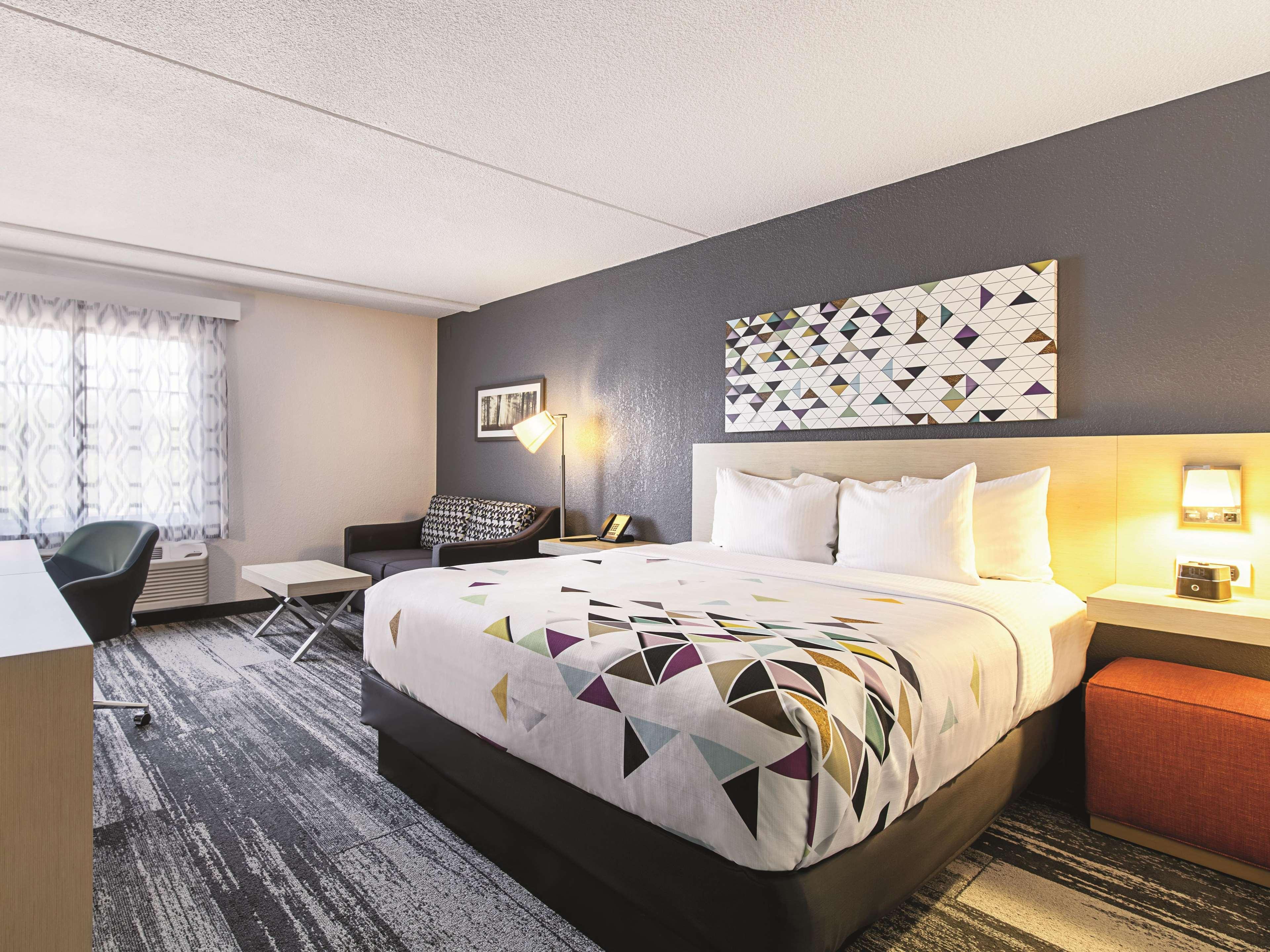 Baymont By Wyndham White Plains - Elmsford Ξενοδοχείο Εξωτερικό φωτογραφία