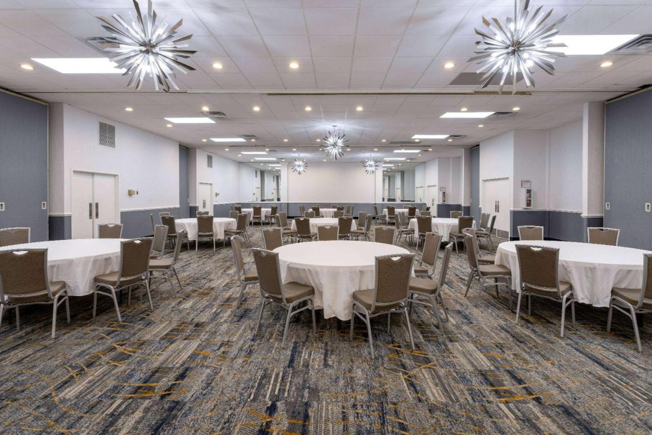 Baymont By Wyndham White Plains - Elmsford Ξενοδοχείο Εξωτερικό φωτογραφία