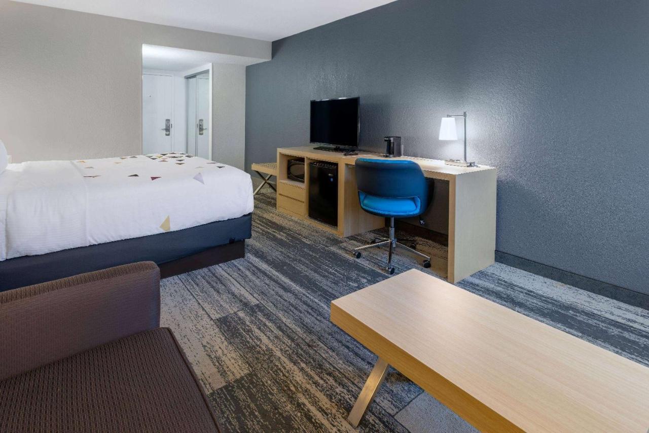 Baymont By Wyndham White Plains - Elmsford Ξενοδοχείο Εξωτερικό φωτογραφία