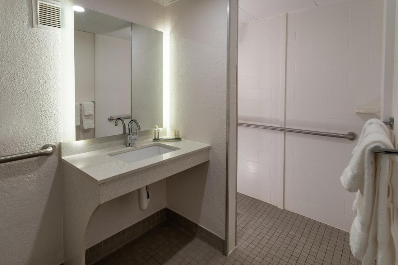 Baymont By Wyndham White Plains - Elmsford Ξενοδοχείο Εξωτερικό φωτογραφία