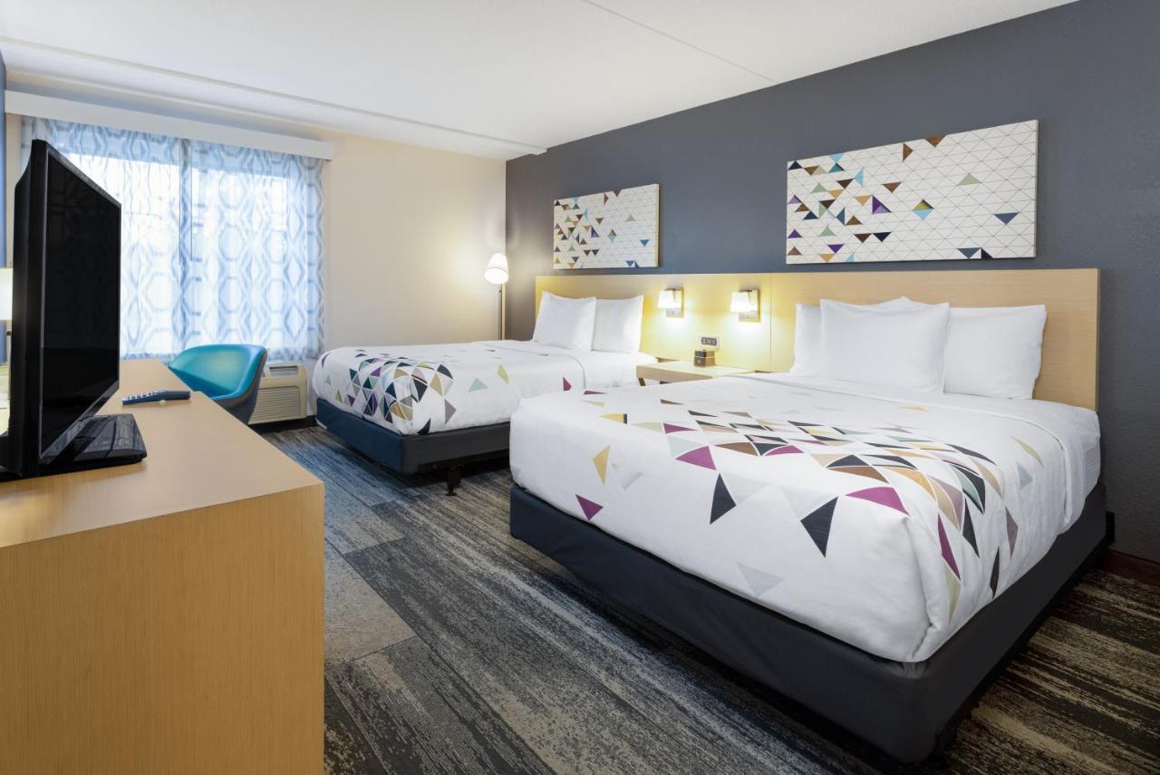Baymont By Wyndham White Plains - Elmsford Ξενοδοχείο Εξωτερικό φωτογραφία