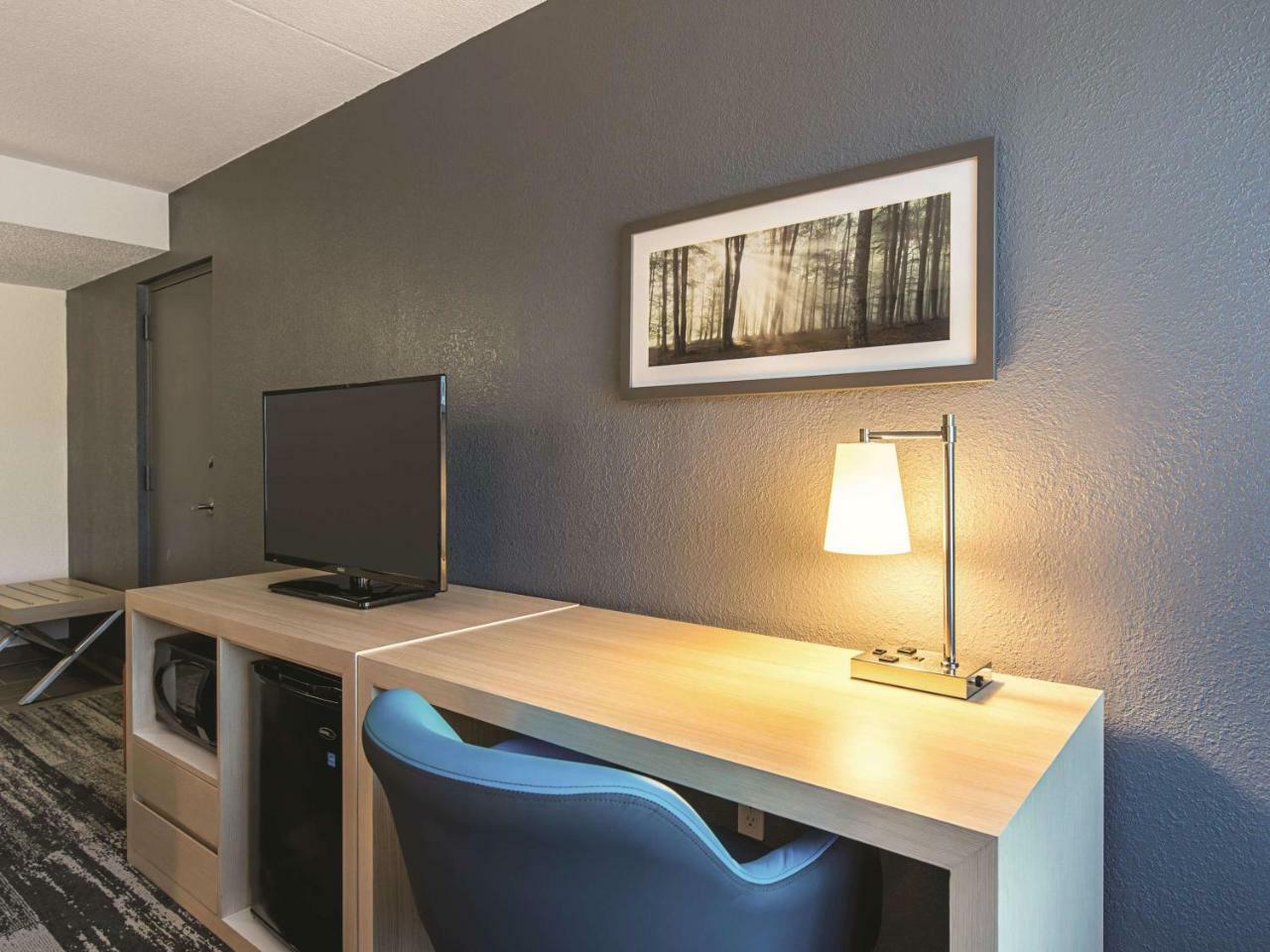 Baymont By Wyndham White Plains - Elmsford Ξενοδοχείο Εξωτερικό φωτογραφία
